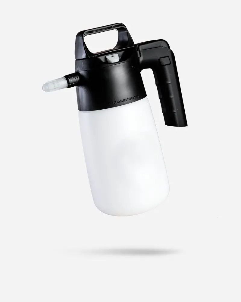 Adam's Pressurized 1.5 Multi-Sprayer 1