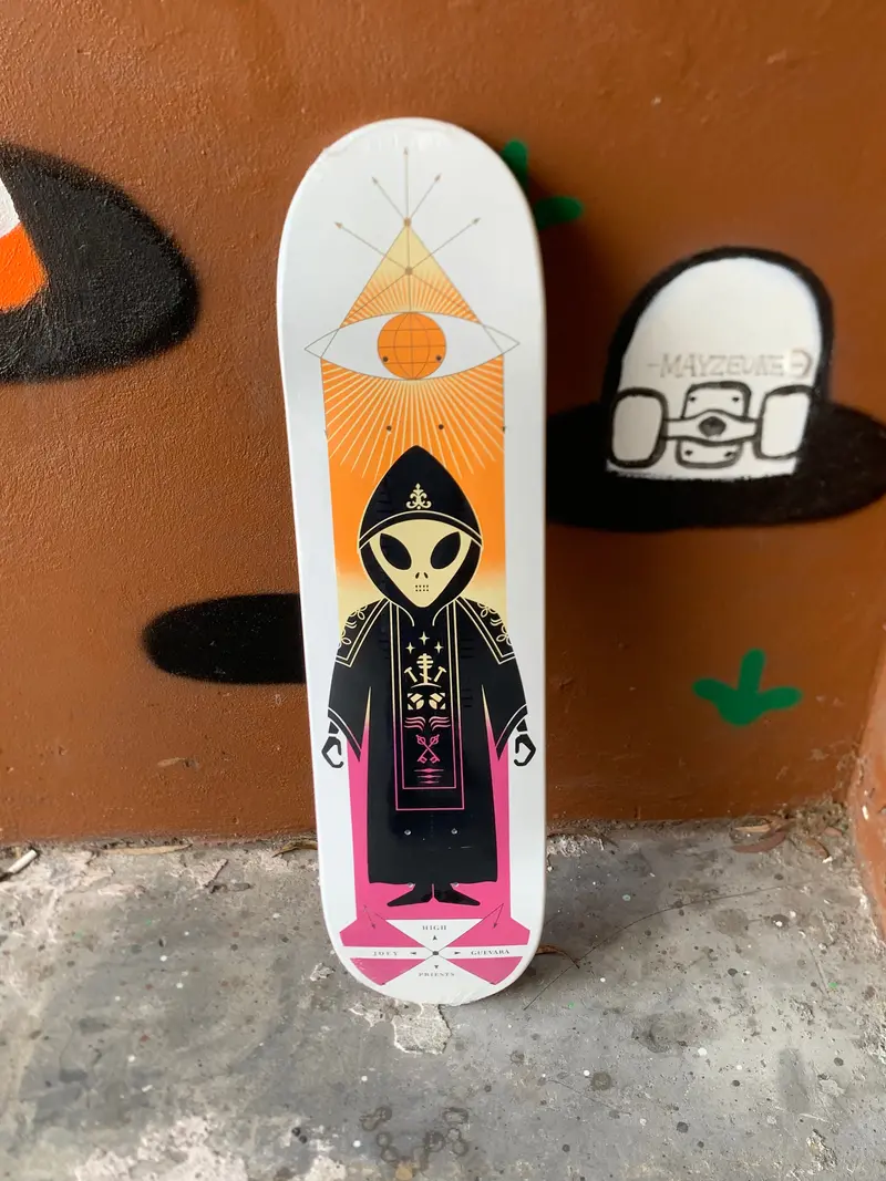 Alien Workshop High Priest Team 8.125” 1