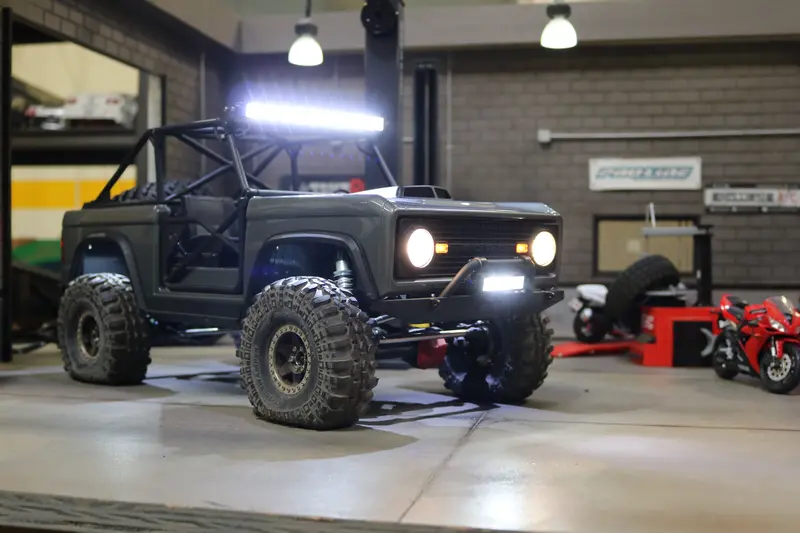 Axial Early Bronco Light Kit Hb-2 1