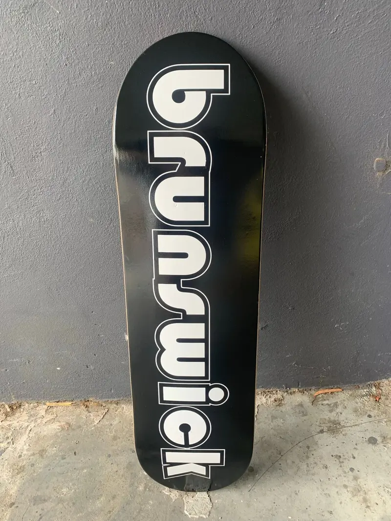 Brunswick Deck Black White 1