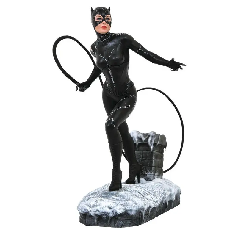 Dc Movie Gallery Batman Returns Catwoman Statue 1