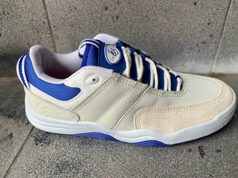 Es Evant White Blue 1