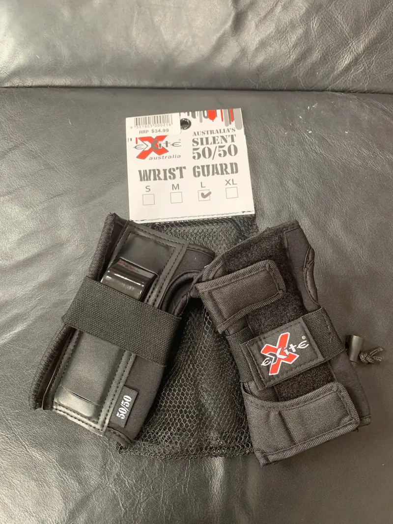 Exite Australia 50/50 Wrist Guards Large 1