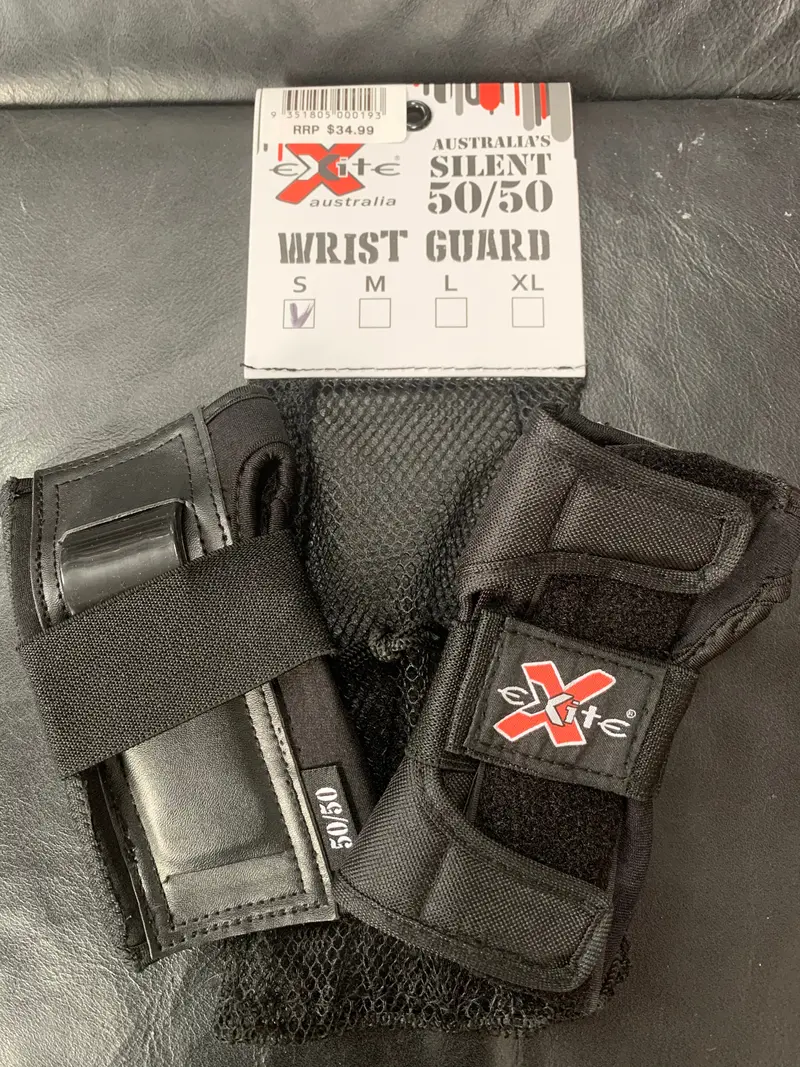 Exite Australia 50/50 Wrist Guards Small 1