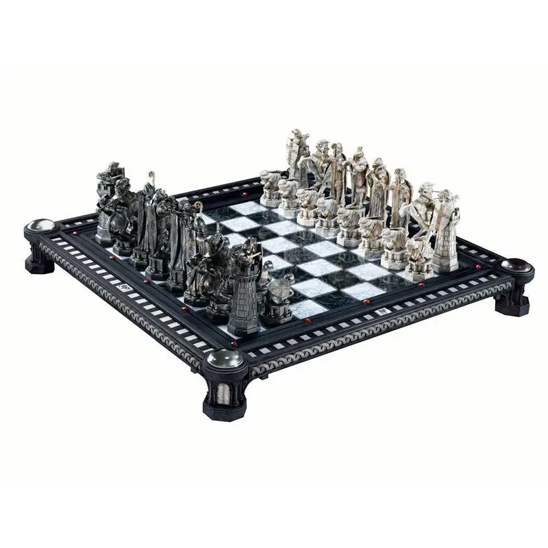 Final Challenge Chess Set By Noble Collection 1