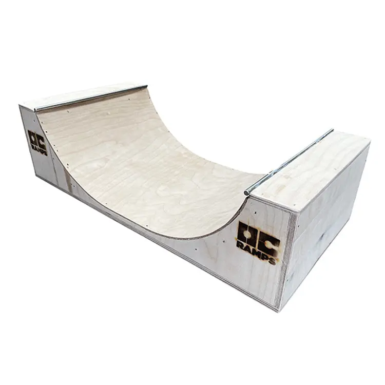 Fingerboard Half Pipe 1