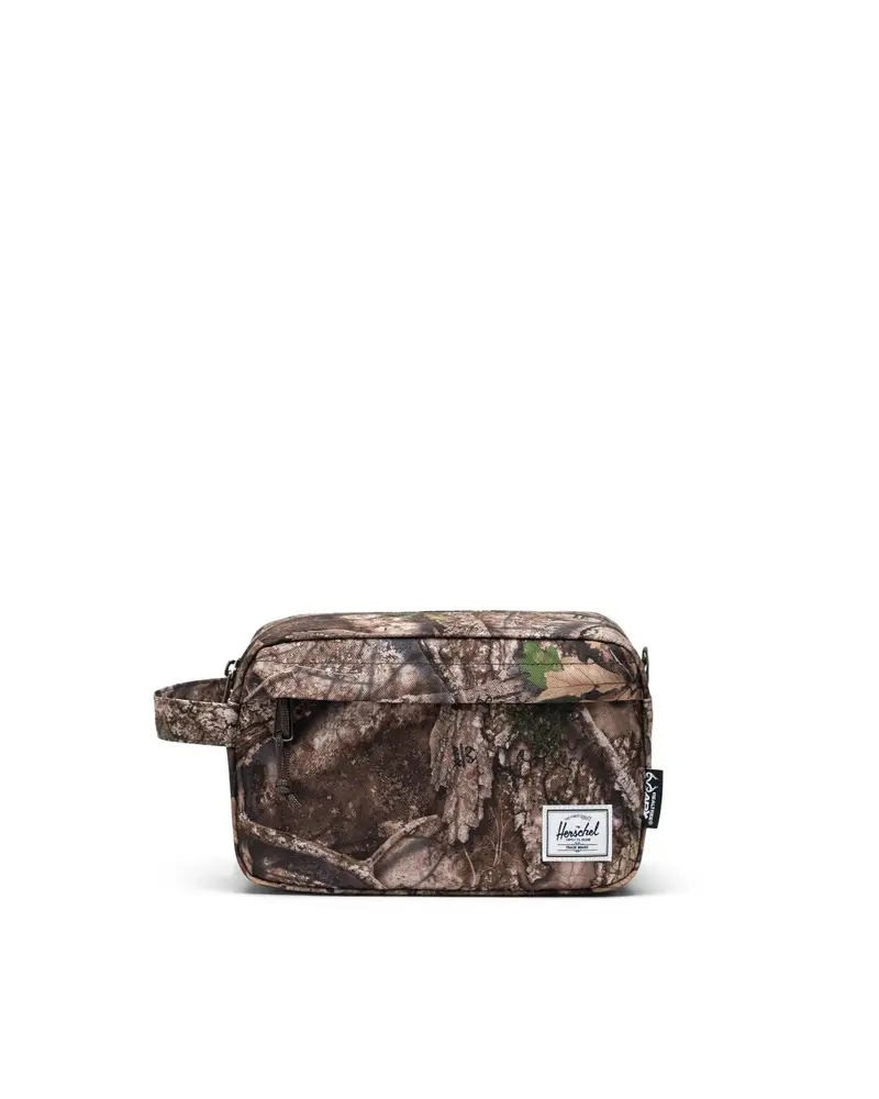 Herschel X Realtree Chapter Travel Kit 1