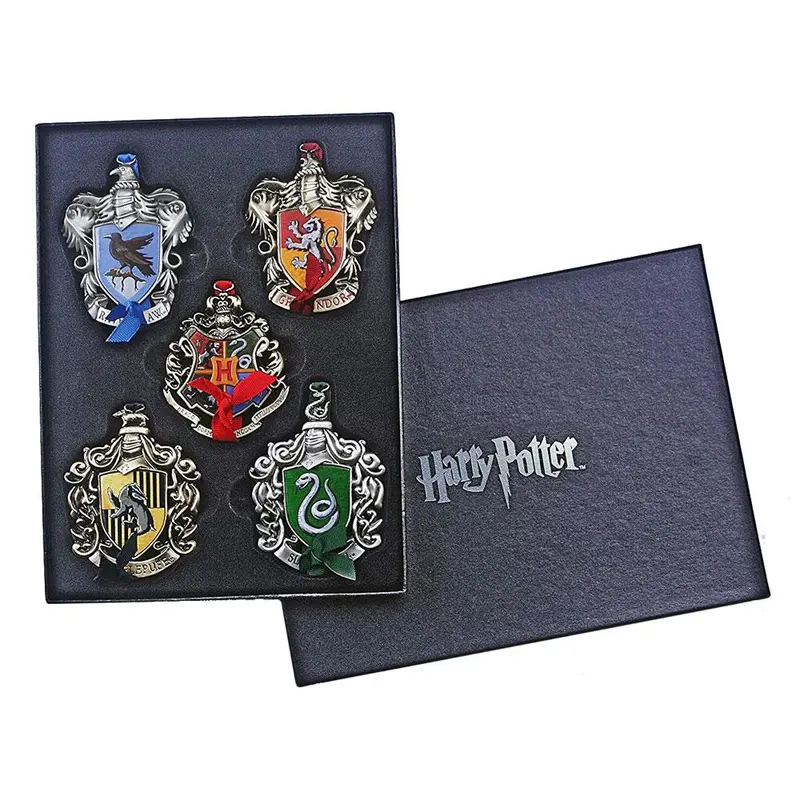 Hogwarts And House Crest Ornaments By Noble Collection 1