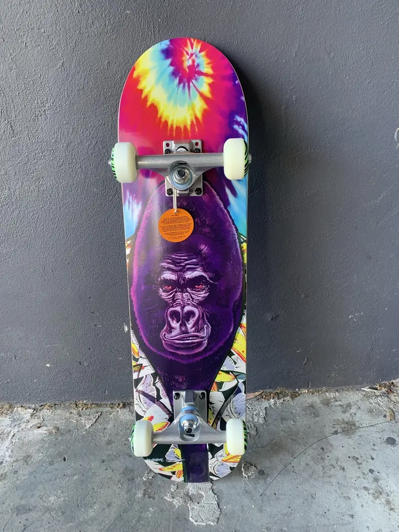 Holiday Complete Gorilla 7.25” 1