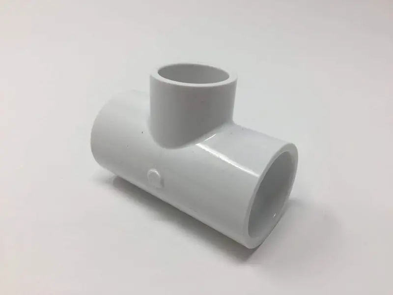 Lesso - 1 1/4'' Sch40 Pvc Tee Socket - 401-012 1