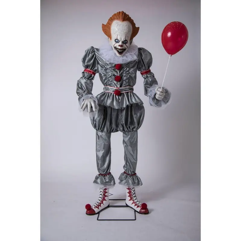 Life-Size Pennywise Animated Prop From It Movie 1