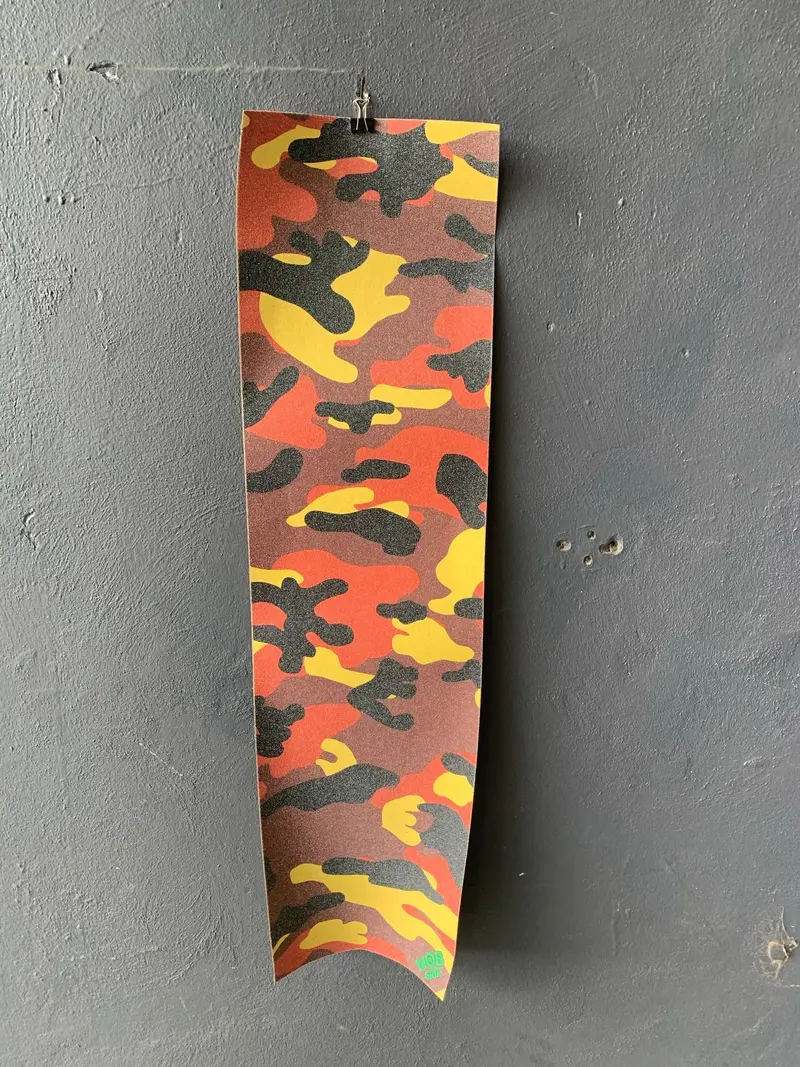 Mob Camo Grip Brown 1