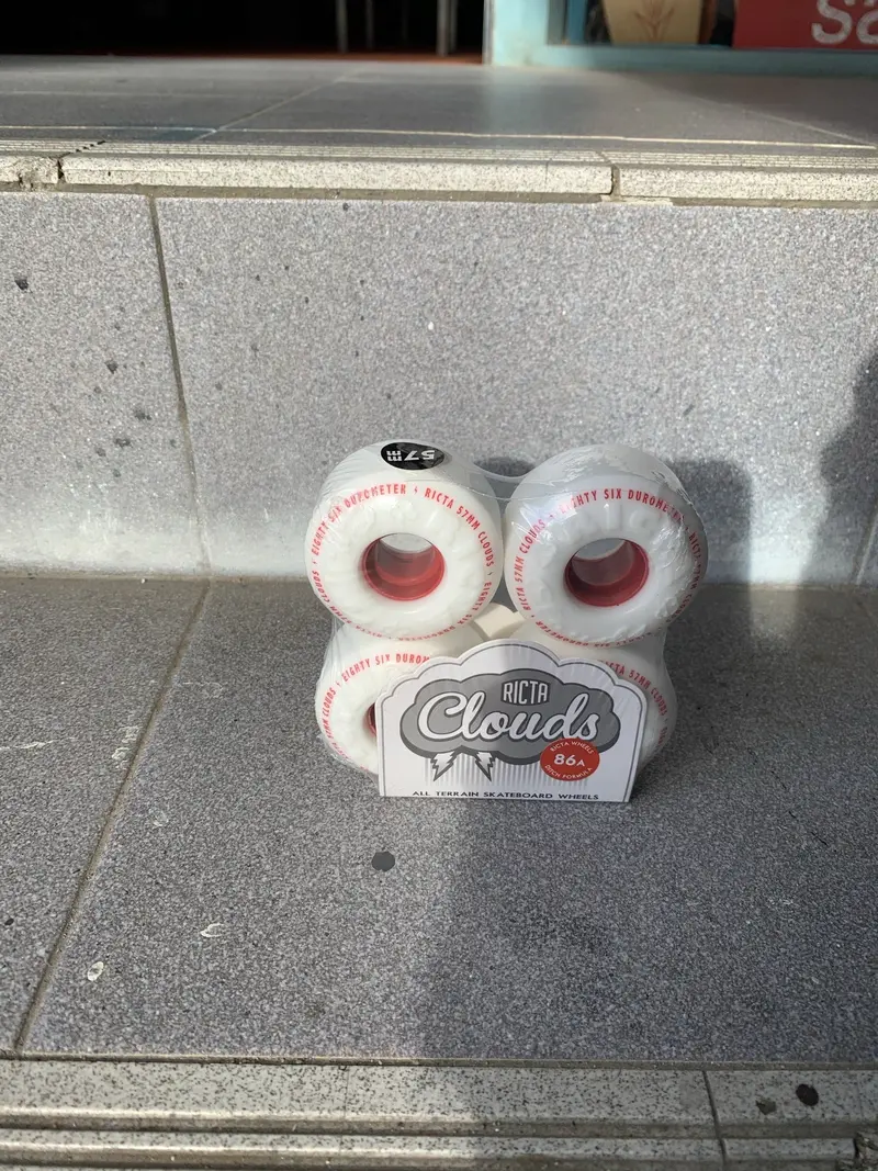 Ricta Clouds 57Mm 86A 1