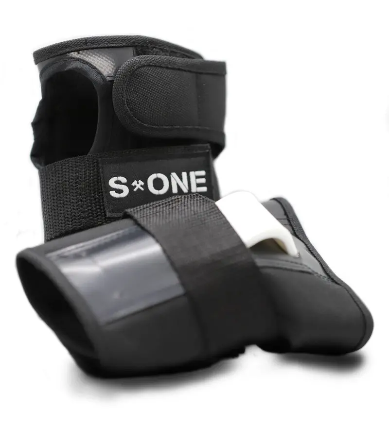 S1 Wrist Guards Black/Black 1