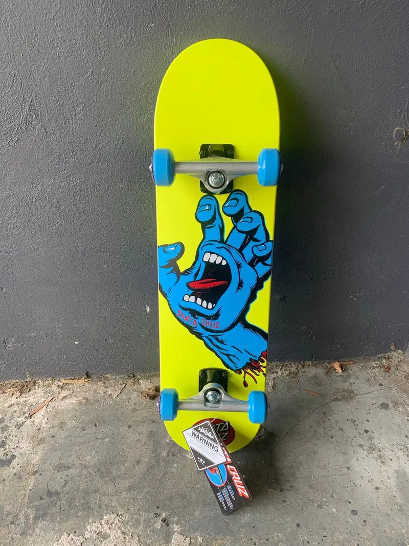 Santa Cruz Screaming Hand Complete 7.75” 1