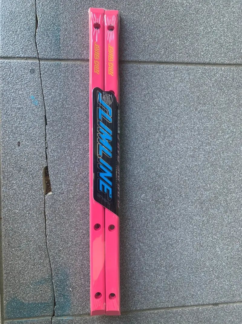 Santa Cruz Slim Line Rails Pink 1