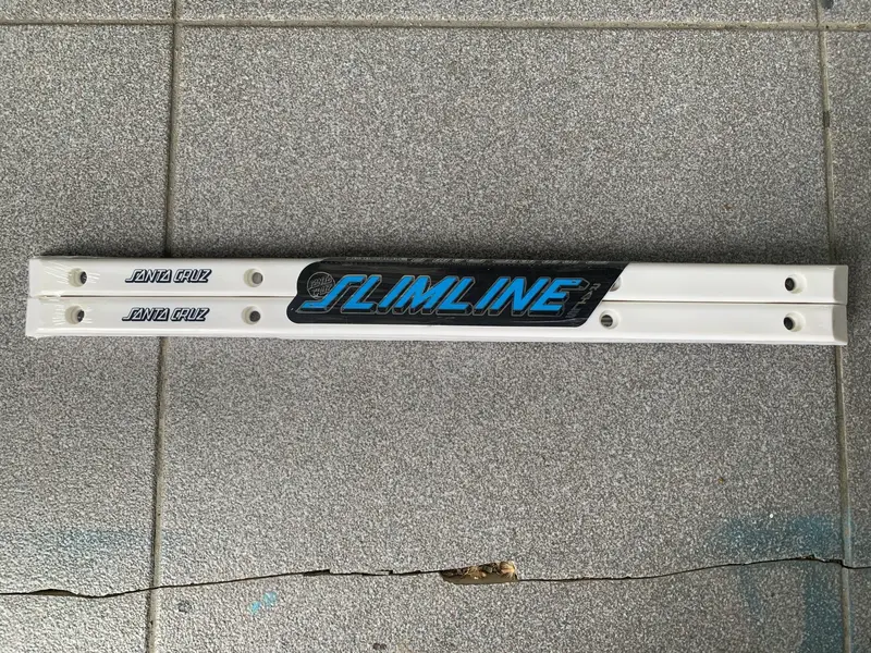 Santa Cruz Slimline Rails White 1
