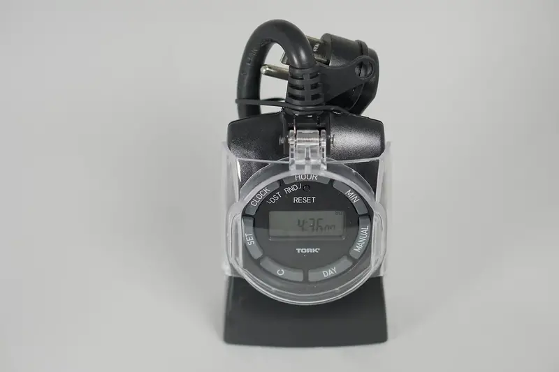 Seasonal Source - Outdoor Digital Timer W/ 2 Outlets - Time-600 1