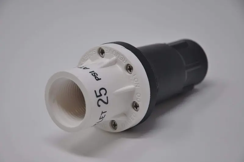 Senninger - 25 Psi Pressure Regulator, 2-20 Gpm, 1'' Fnpt - Pmr25mf4f4fv 1