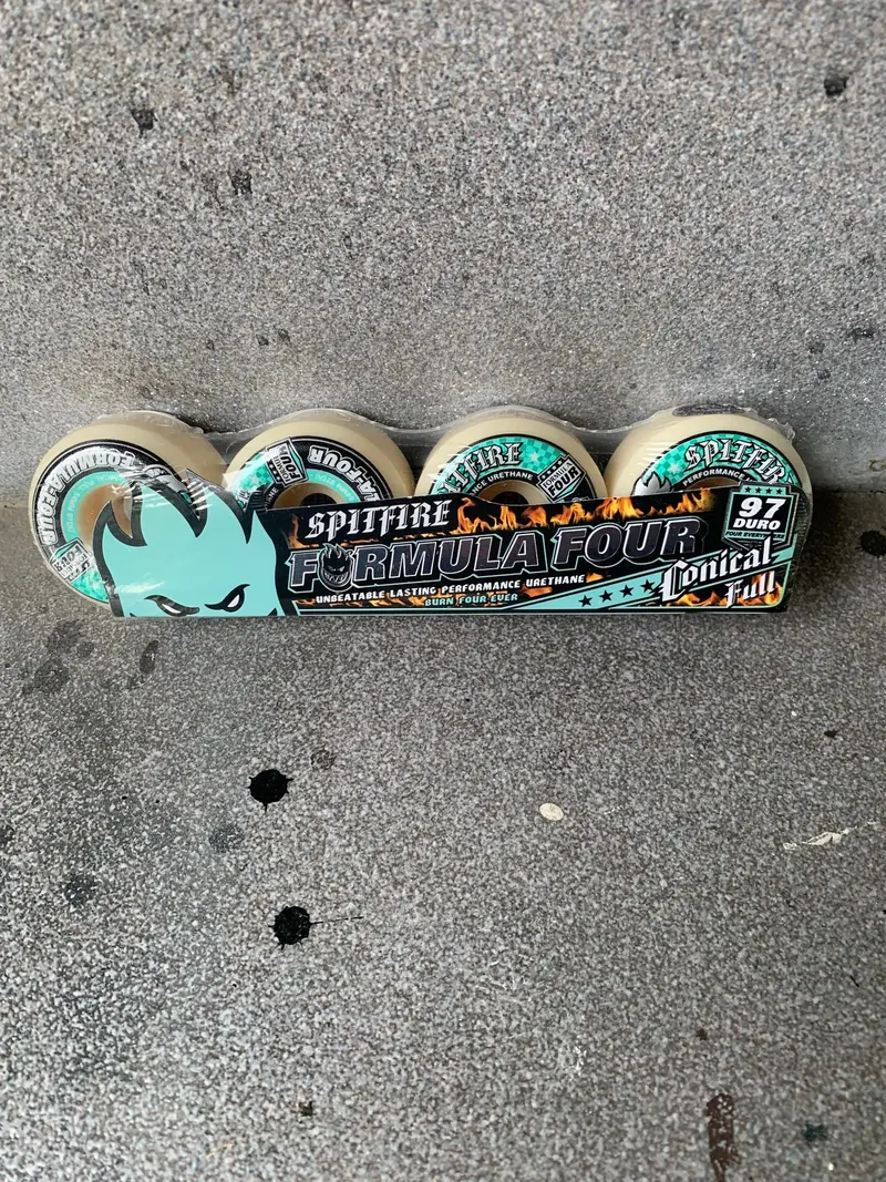 Spitfire  Formula Four Conical Full 58 Mm   97A 1