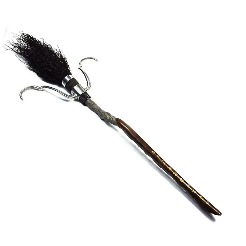 The Firebolt By The Noble Collection 1