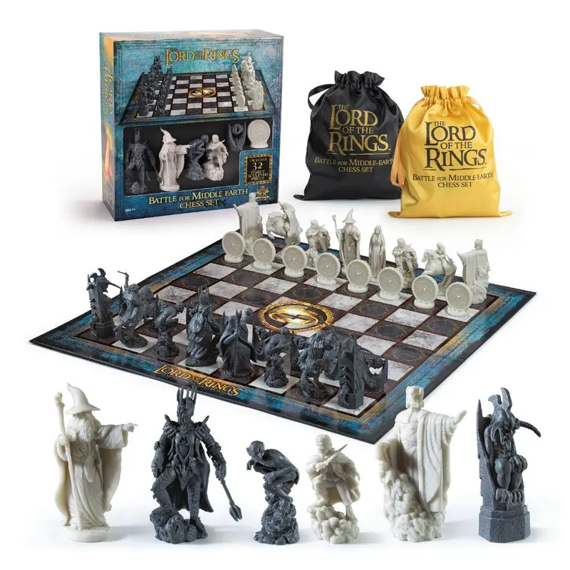The Lord Of The Rings Battle For Middle-Earth Chess Set By The Noble Collection 1