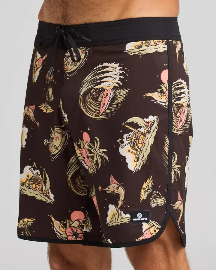 The Mad Hueys Frothin Out | 18" Boardshort 1