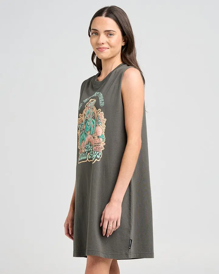 The Mad Hueys Tail Untold | Womens Muscle Dress 3