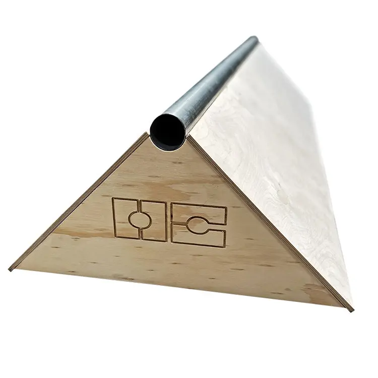 Triangle Apple Rail 1