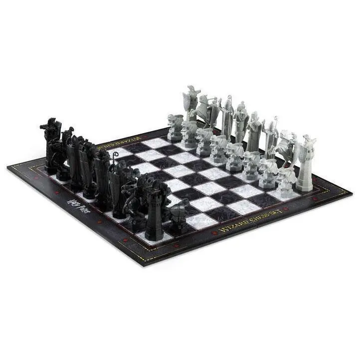 Wizards Chess Set By Noble Collection 1
