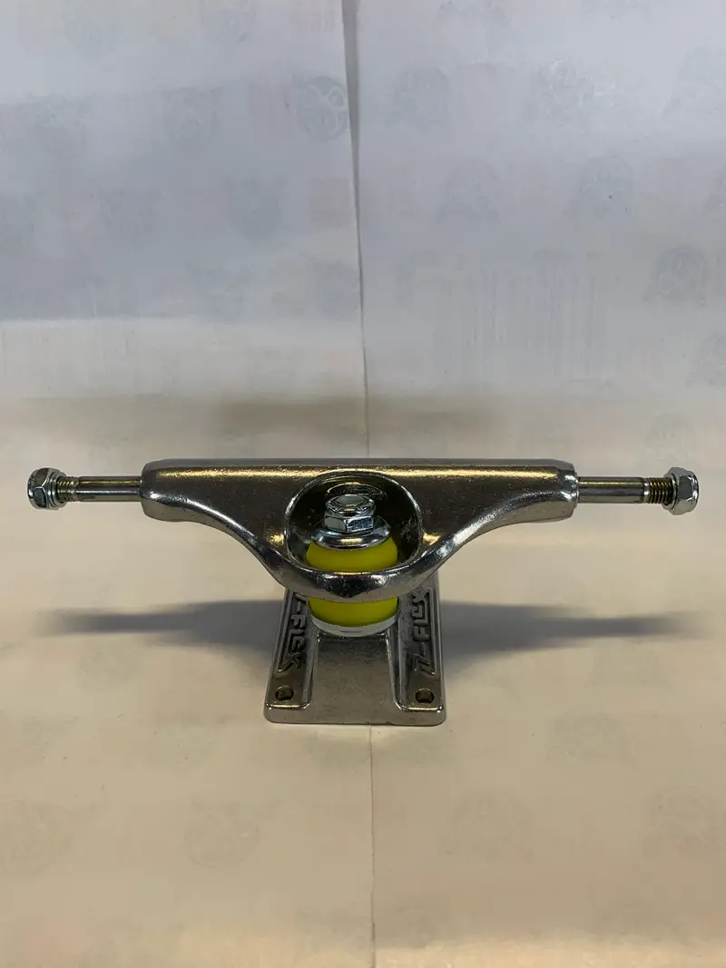 Z-Flex Silver Skateboard Trucks
